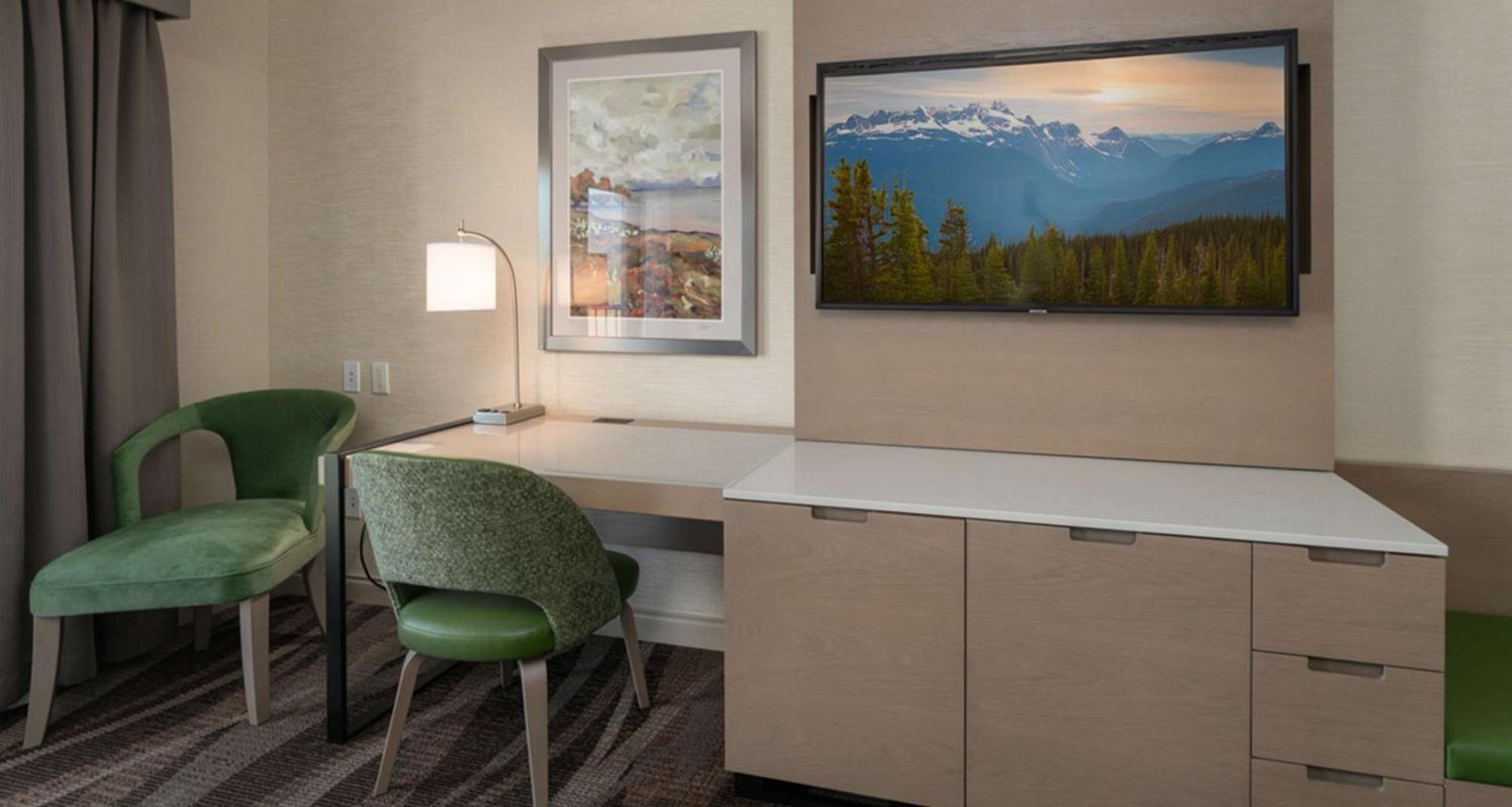 Prestige Harbourfront Resort, Worldhotels Luxury Salmon Arm Exterior photo